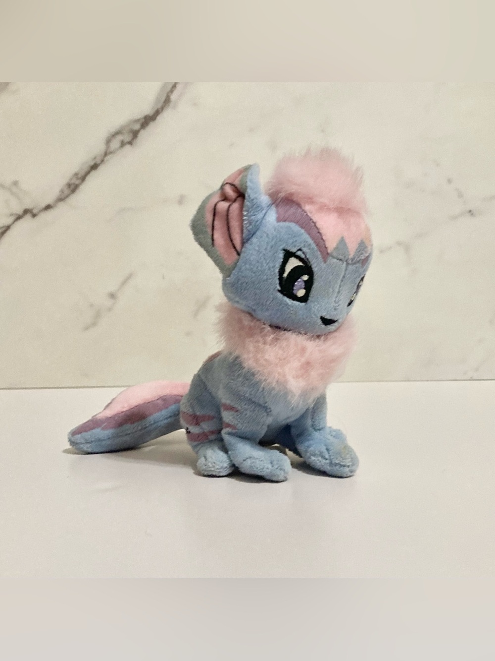 Blue with pink and purple stripes Xweetok, 2008 Neopets plush